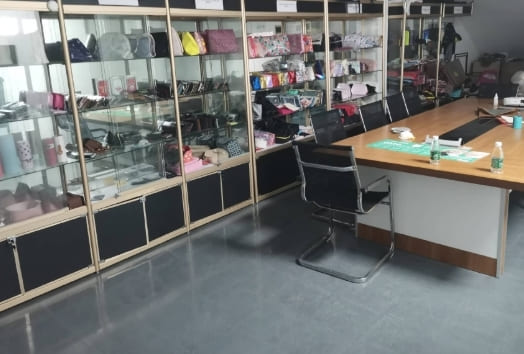 Sample room